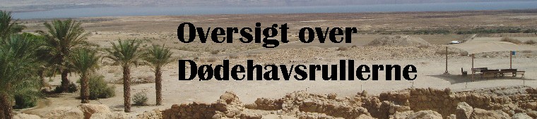 Udsigt over Qumran-ruinen og Det Døde Hav fra klipperne vest for bebyggelsen