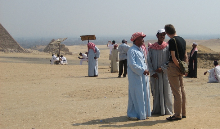 Teologisk drøftelse ved Giza-pyramiderne 